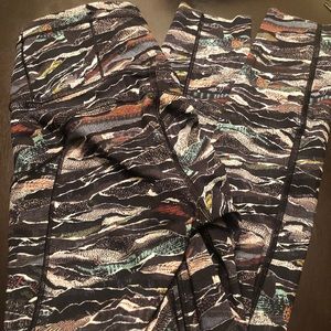 Size 2 Lululemon Fast and Free tights